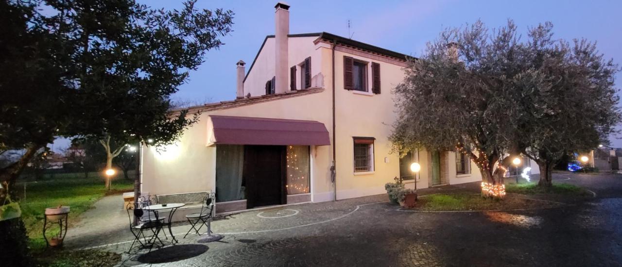 Chez Barnie Favoloso Appartamento Privato In Villa A 800Mt Ingresso Fiera Rimini Extérieur photo